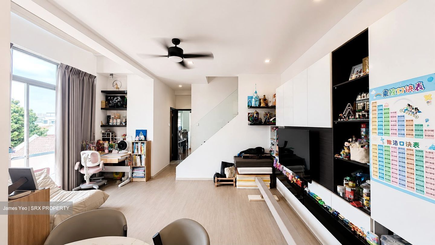Eton Court (D15), Apartment #593119331